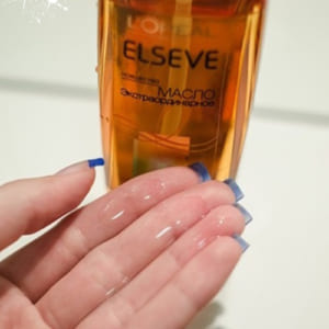 tinh-dau-duong-toc-LOreal-Elvital-Extraordinary-Oil-beauty-garden-1