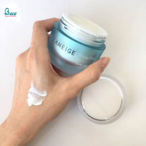 kem-duong-trang-da-laneige-white-dew-tone-up-cream