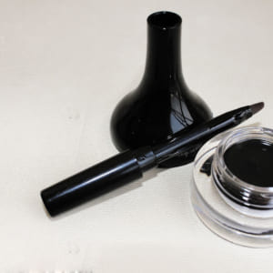 gel-ke-mat-tonymoly-backstage-gel-eyeliner