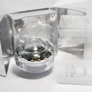 kem-kim-cuong-camiane-perfect-whitening-cream-plus-1-700x466