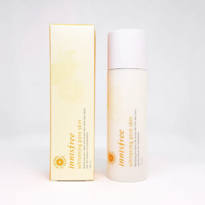 nuoc-hoa-hong-lam-sang-da-innisfree-whitening-pore-skin