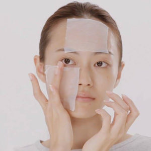 Nước hoa hồng Hada Labo