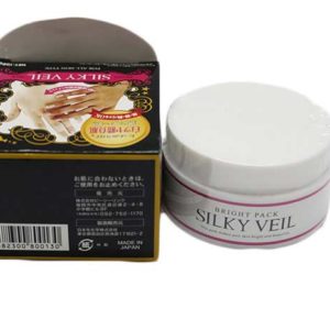 Kem Dưỡng Trắng Da Silky Veil Của Nhật