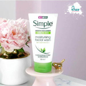 Sữa rửa mặt Simple 3