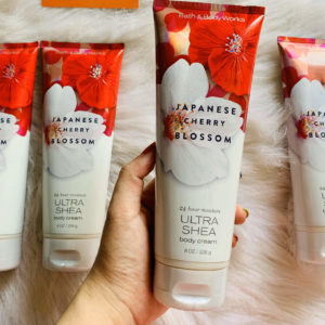Kem dưỡng thể Japanese Cherry Blossom 1